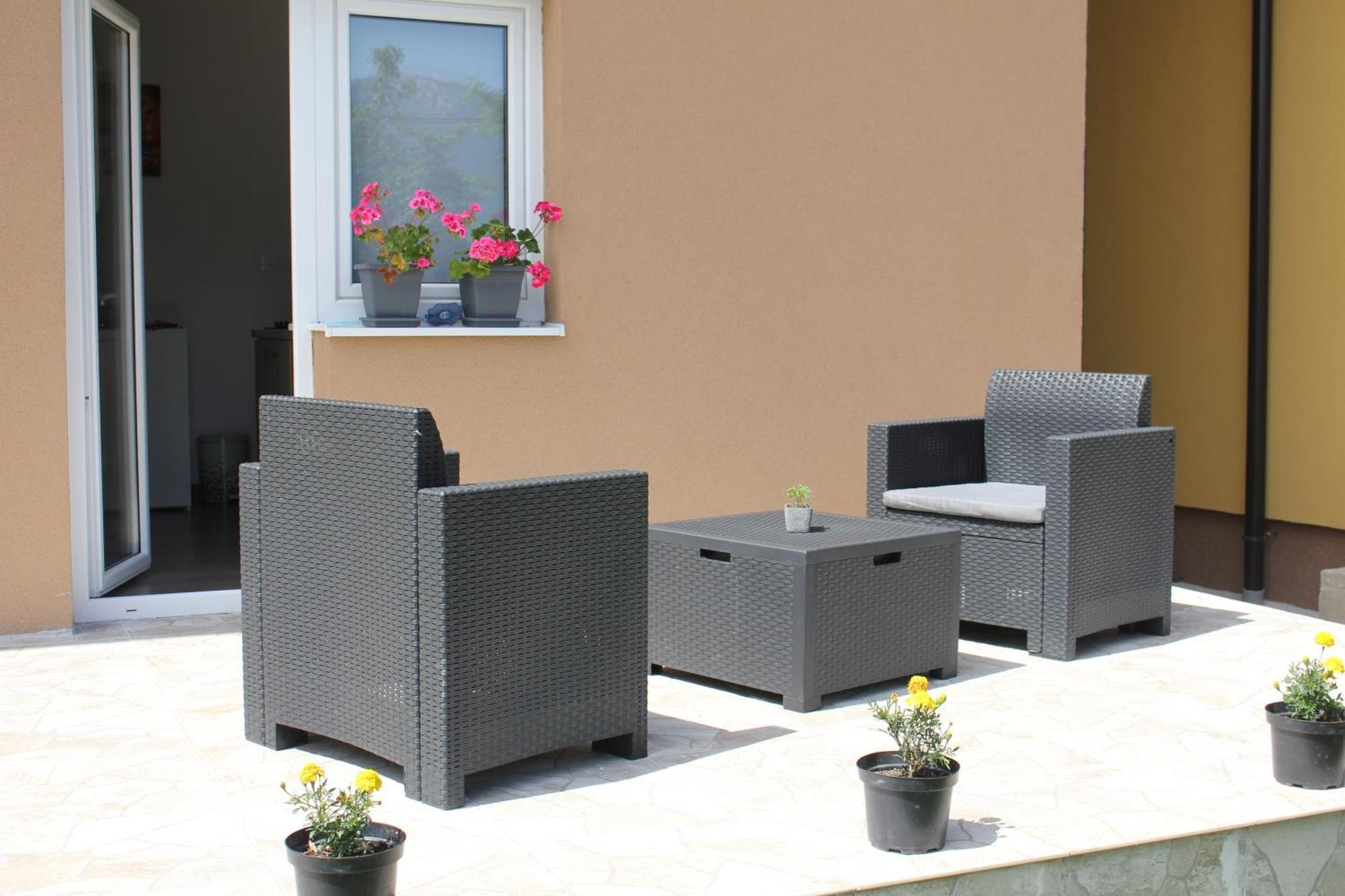Studio Apartments Adian Korenica Rum bild
